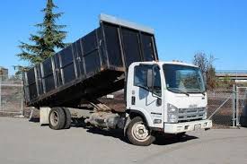 Best Yard Waste Removal  in St Joseph, MO